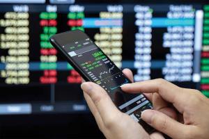 F&O Trading in India: Big Opportunities, Bigger Risks