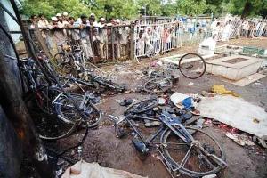 Bombay HC closes case against four accused