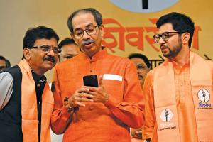 Ready to quit if no trust in me: Uddhav
