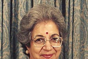 Curtains down on legendary actress Vijaya Mehta
