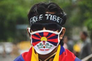 Tibetan refugees protest in Mumbai
