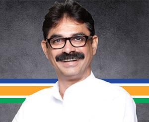 Nandgaonkar fracturesleg during campaigning