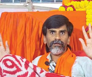 Jarange embarks on third ‘date with Mumbai’