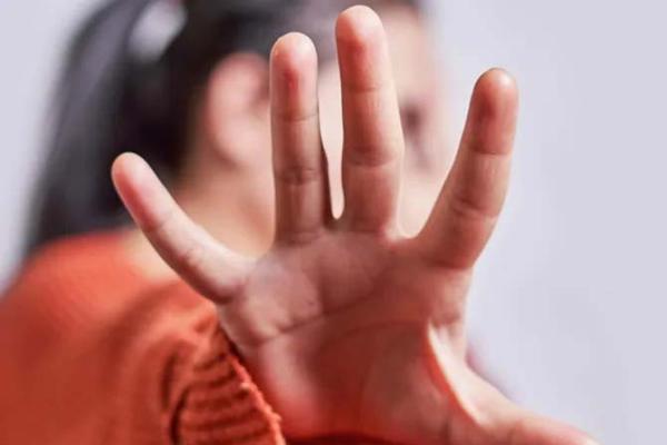 Women Safety on Cards