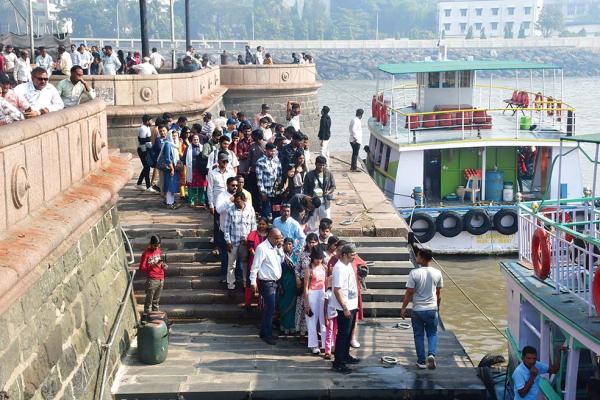 Speedboat driver's stunt ended in mid-sea tragedy: survivor
